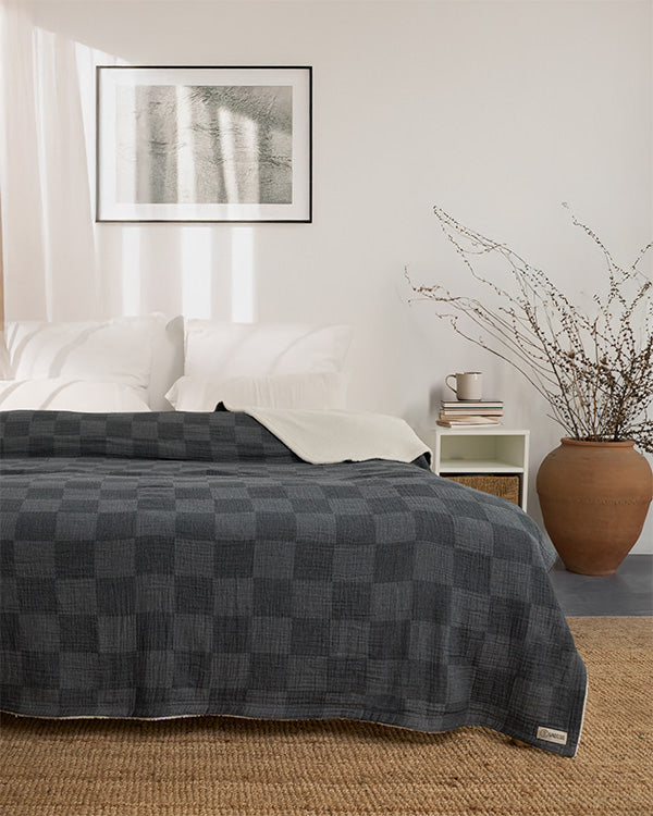 Cloud Checker Plush Blanket - Black | Sand Cloud