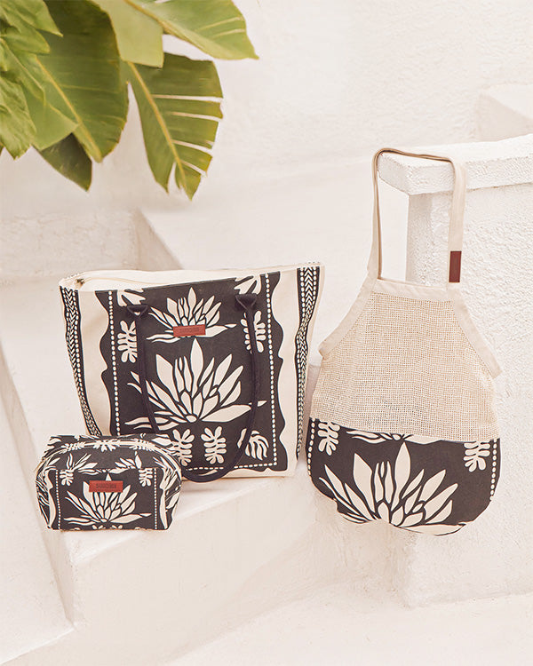Alternative view of Lotus Beach Tote | Sand Cloud