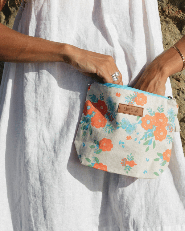 Alternative view of Flower Bunch Zipper Pouch | Sand Cloud